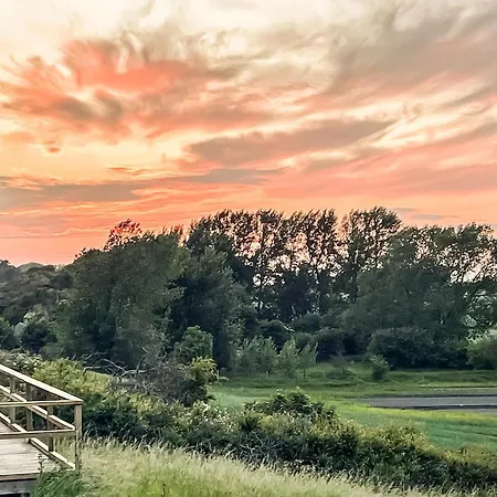 1 Bedroom Stunning In *